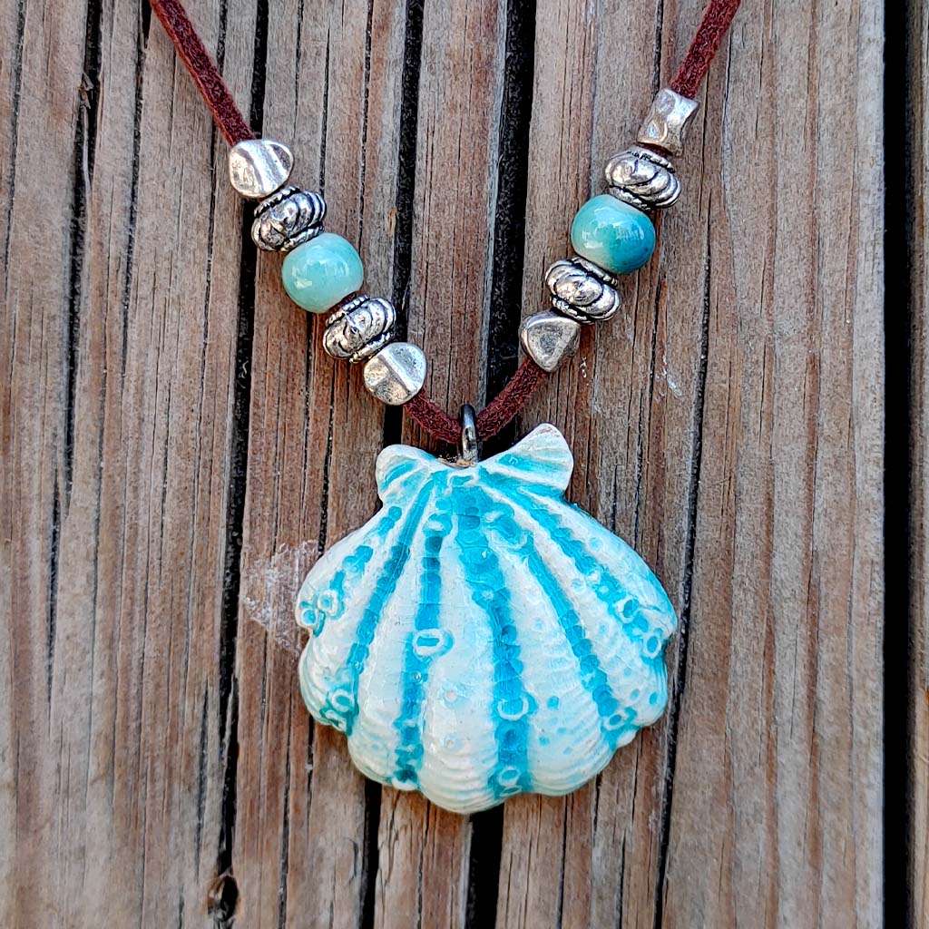 Collares marinos de cerámica