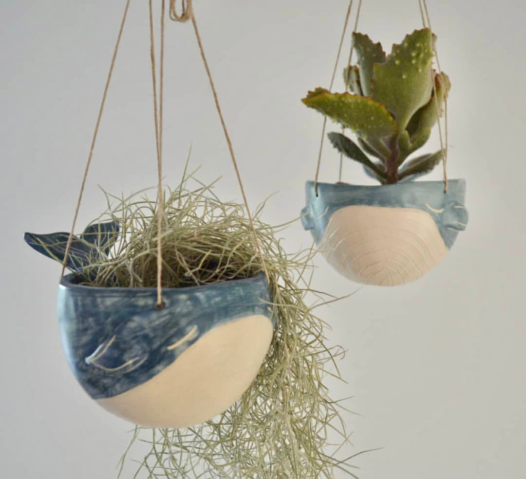 Hanging whale pot