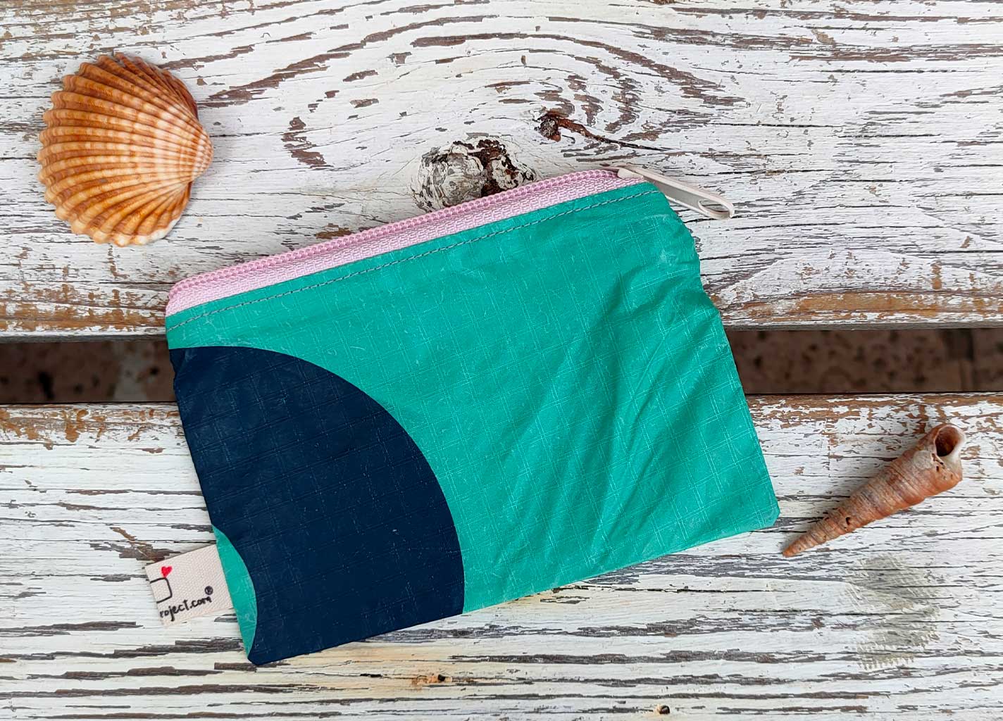 Monedero 7 vidas con tela de Kitesurf reciclada